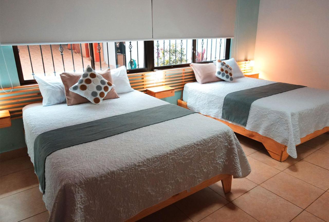 Trebol Amarillo Bed & Breakfast Escazu Exterior photo